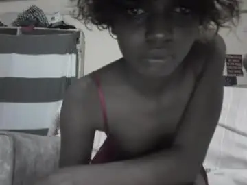 Sugarshybaby02  live sex cam