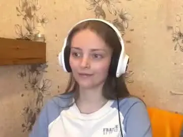 Trangwenderoth  live sex cam