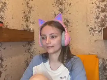 Trangwenderoth  live sex cam
