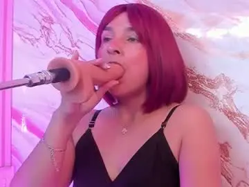 Valkyria_star  live sex cam