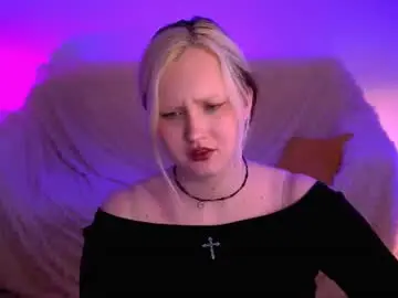 Violettwoods  live sex cam