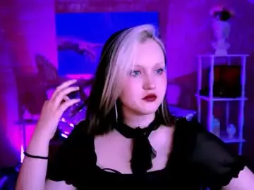 Violettwoods  live sex cam