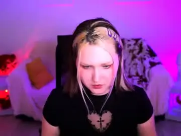 Violettwoods  live sex cam