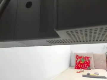 Agatha_russh_  live sex cam