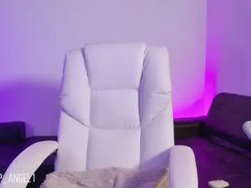 Daniep_angel  live sex cam