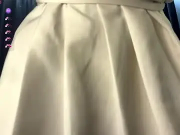 Dontouchmyass  live sex cam