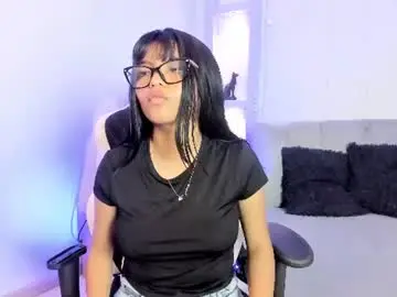 Hinaa_xxx  live sex cam