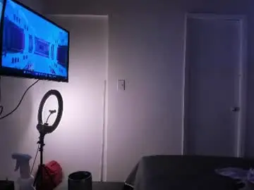 Itsmoon_swt_  live sex cam