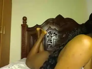 Luckyy003  live sex cam