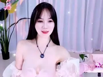 Lunalunalunay  live sex cam