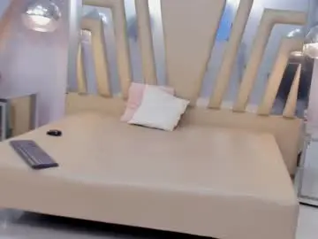 Nataly_blondde  live sex cam