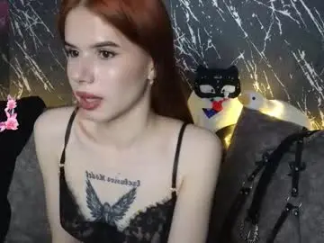 Octaviamayer  live sex cam