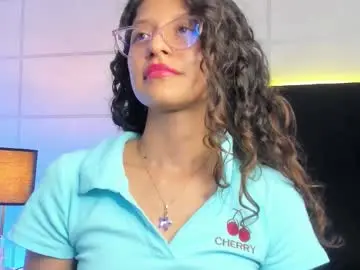 Sara_mac_  live sex cam