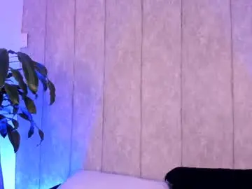 Sara_mac_  live sex cam