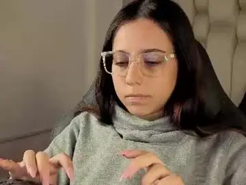 Tinyvelvet  live sex cam
