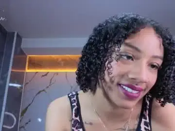 Violeth_b  live sex cam