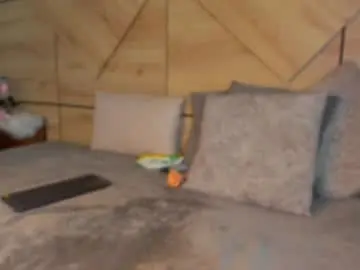 Amatiista_12  live sex cam