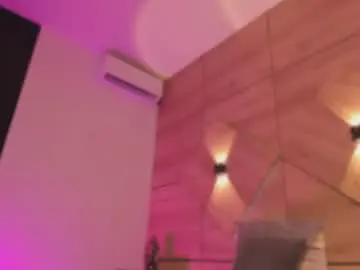 Amatiista_12  live sex cam