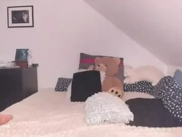 Deessert  live sex cam