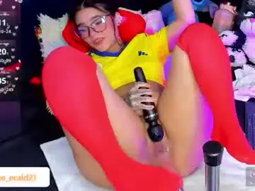 Esmecaldwel  live sex cam