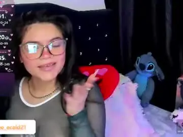 Esmecaldwel  live sex cam