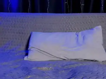 Eva_re  live sex cam