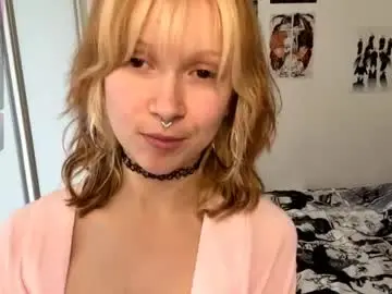 Idellwold  live sex cam