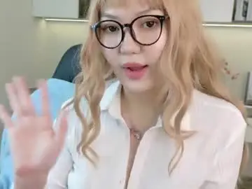 Mad_dy  live sex cam