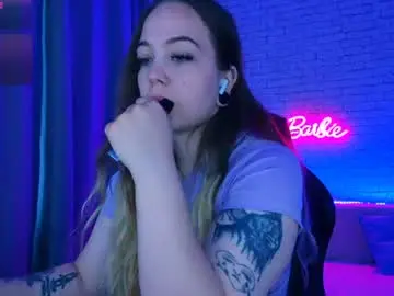 Nicameow  live sex cam