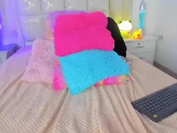 Pure_olivia  live sex cam