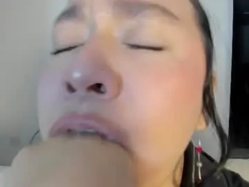 Rubyhlowe  live sex cam