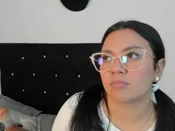 Rubyhlowe  live sex cam