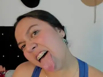 Rubyhlowe  live sex cam