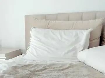 Vickystonee  live sex cam