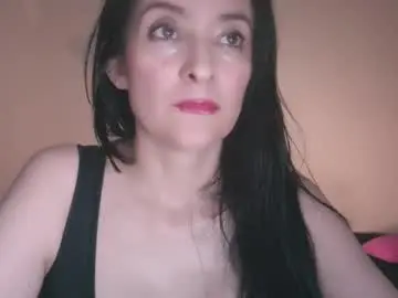 Angiesquirt  live sex cam