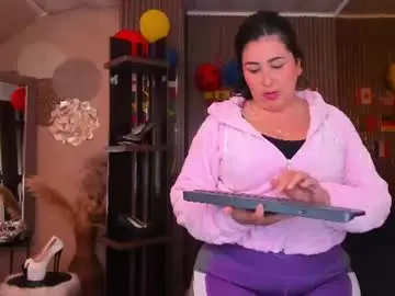 Bbwluxurymuse  live sex cam