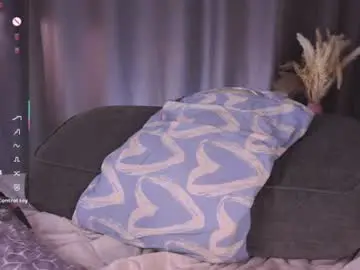 Cinacandy  live sex cam