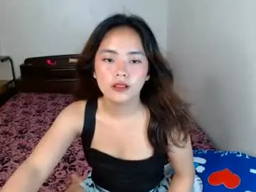 Creamyyhazel90  live sex cam