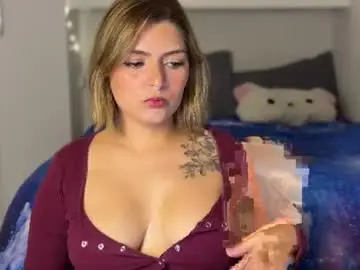 Cutevenus69  live sex cam