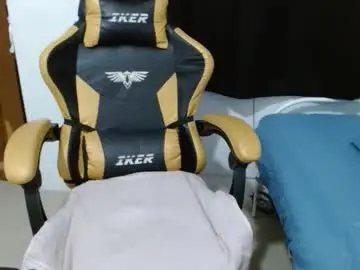 Czarina69  live sex cam