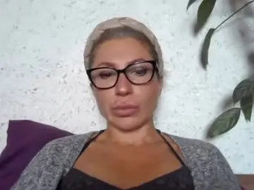 Fox_red_lady7  live sex cam