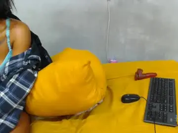 Kinkynaghty  live sex cam