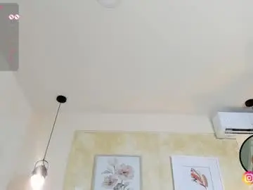 Liaflame  live sex cam