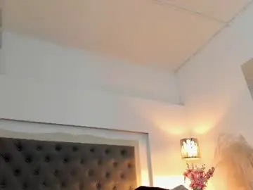 Liaflame  live sex cam