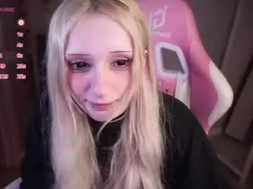 Liniq  live sex cam