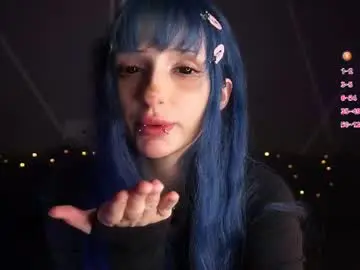 Liniq  live sex cam