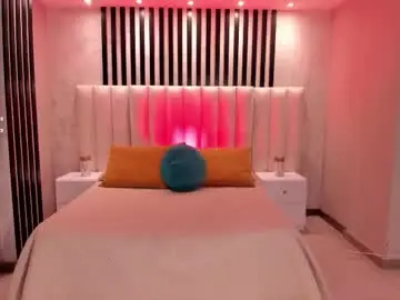 Lucyweiss_  live sex cam