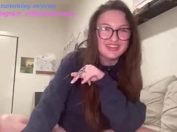 Miley_monroee  live sex cam