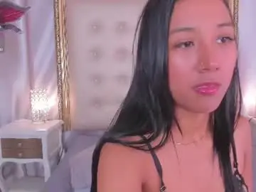 Ninabravur  live sex cam