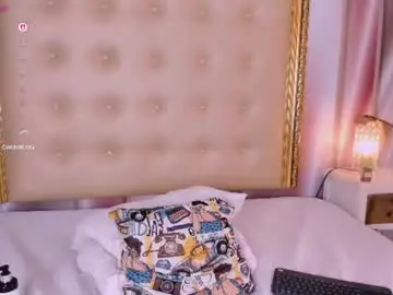 Ninabravur  live sex cam